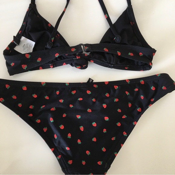 Madewell Strawberry Bikini Set - Picture 2 of 4